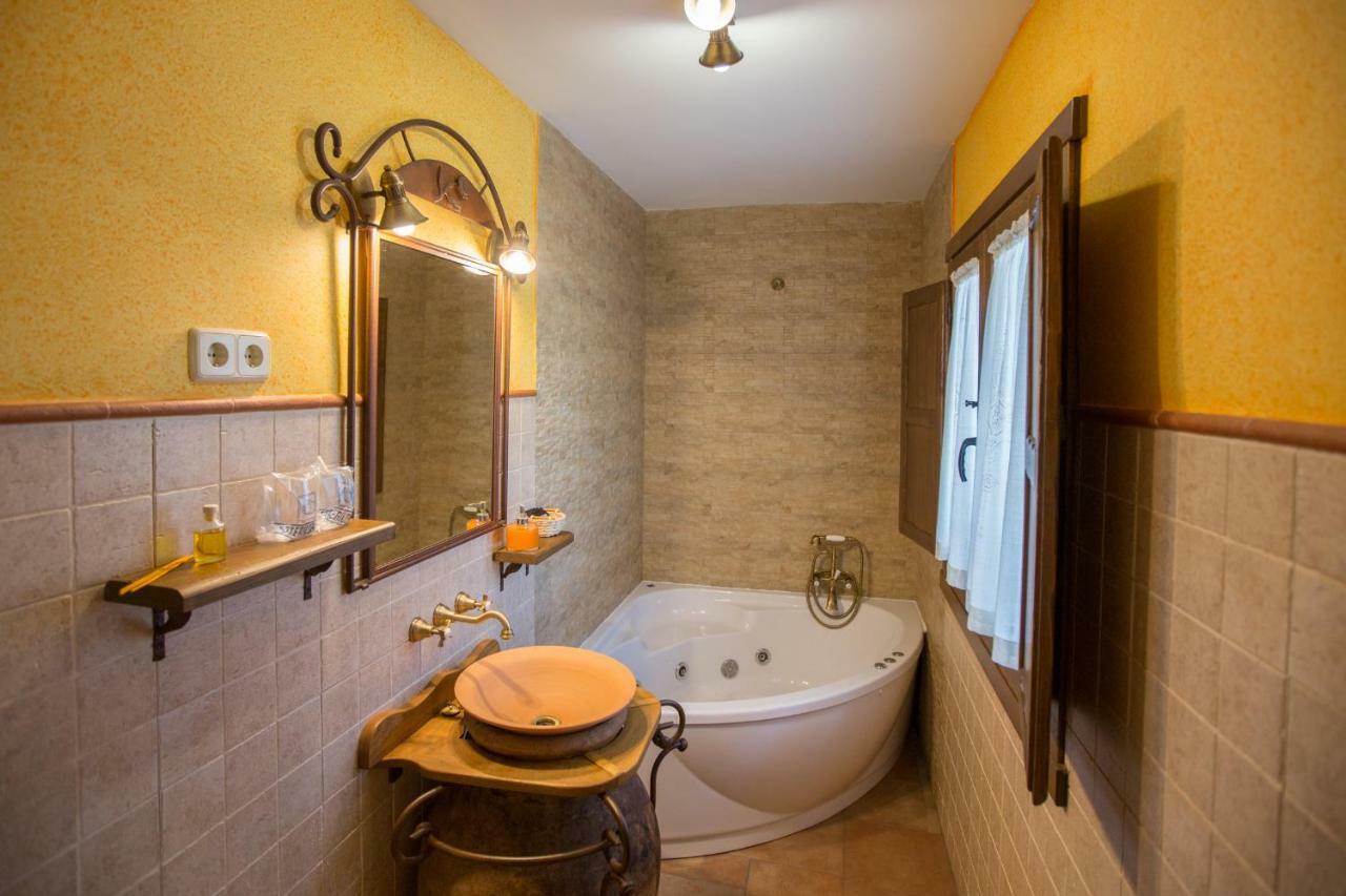 Apartamentos Rurales Senora Clara Arbancon 外观 照片